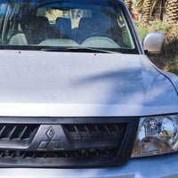 باجيرو 2005  نضيفة مكينة بالصندوك جديدة تبريد حدادية جاهزة من كل شي رق...
