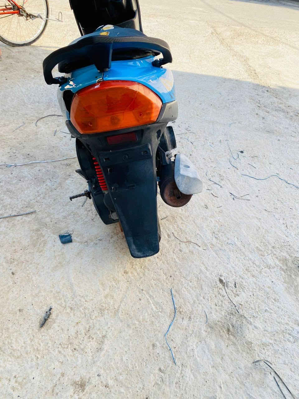 سلام عليكم دراجه ماكس عدله نضيفه فول مكينه مفتوحه دراجه نضيفه حيل مثل بصوره انتصل عل رقم وتدلل ***********
