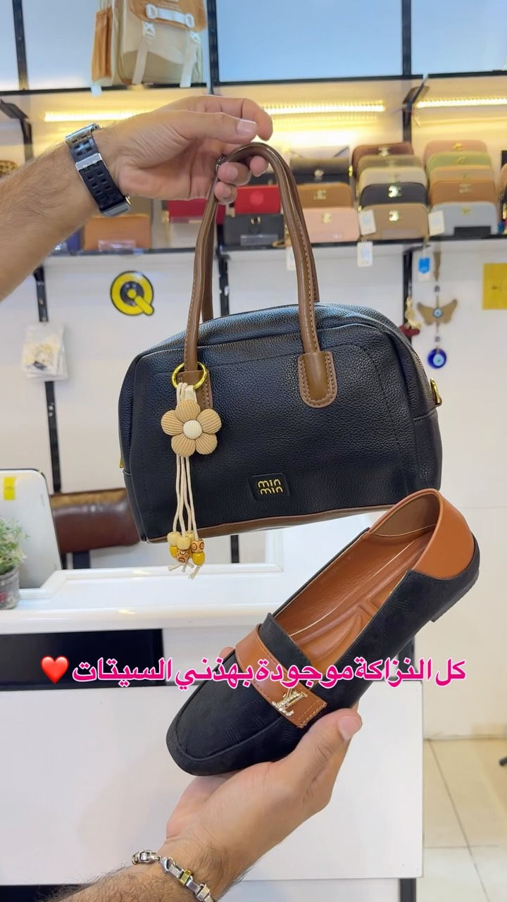 🔥 مصطفى شرقية 🔥

للحجز دايركت او واتساب ***********

#اكسبلور #اكسبلور_فولو #العراق #احذية_نسائيه #اكسبلور_فولو_للبيج_

نص مكتوب في الصور:
- كل النزاكة موجودة بهذني السيتات ❤️