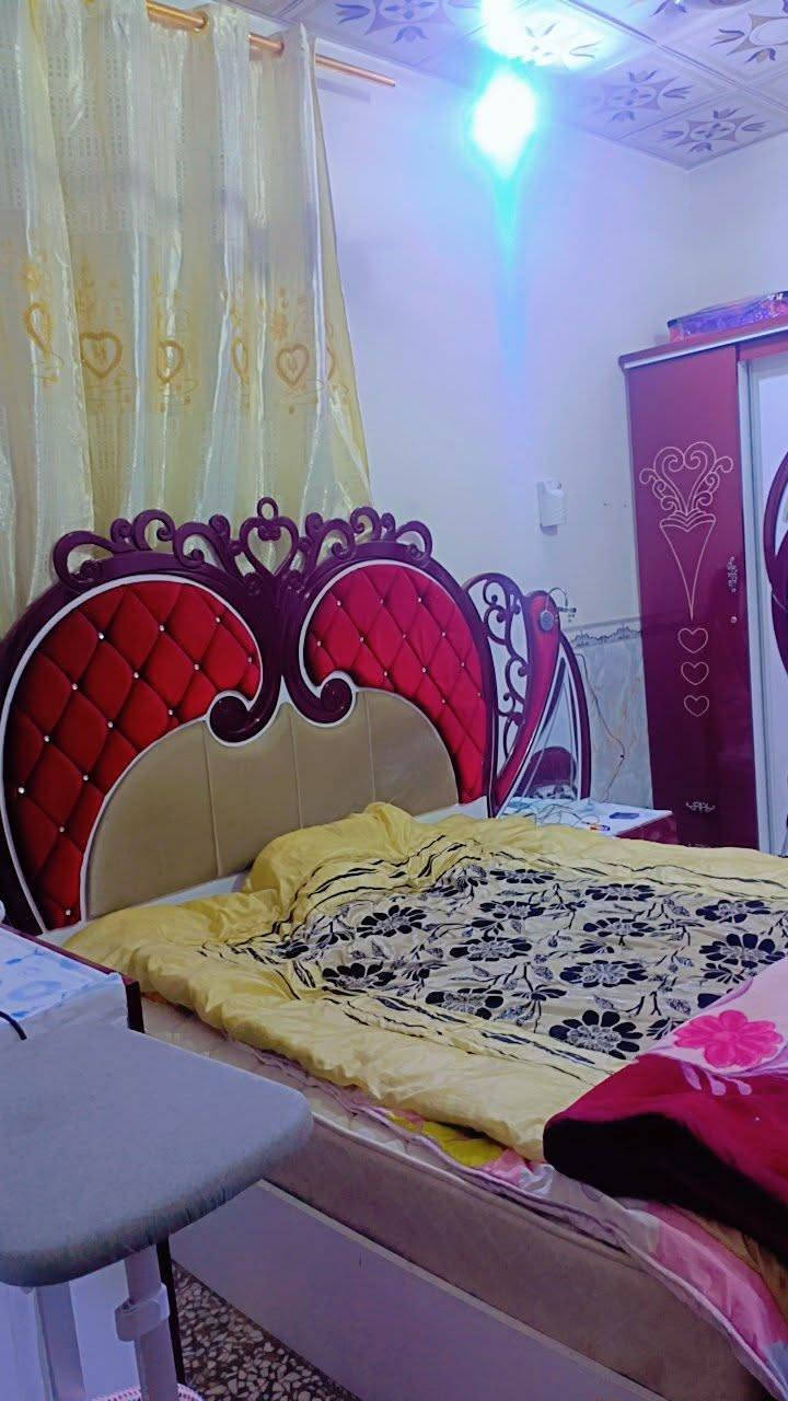 غرفة اخشاب • تركي • نظيفه جدا