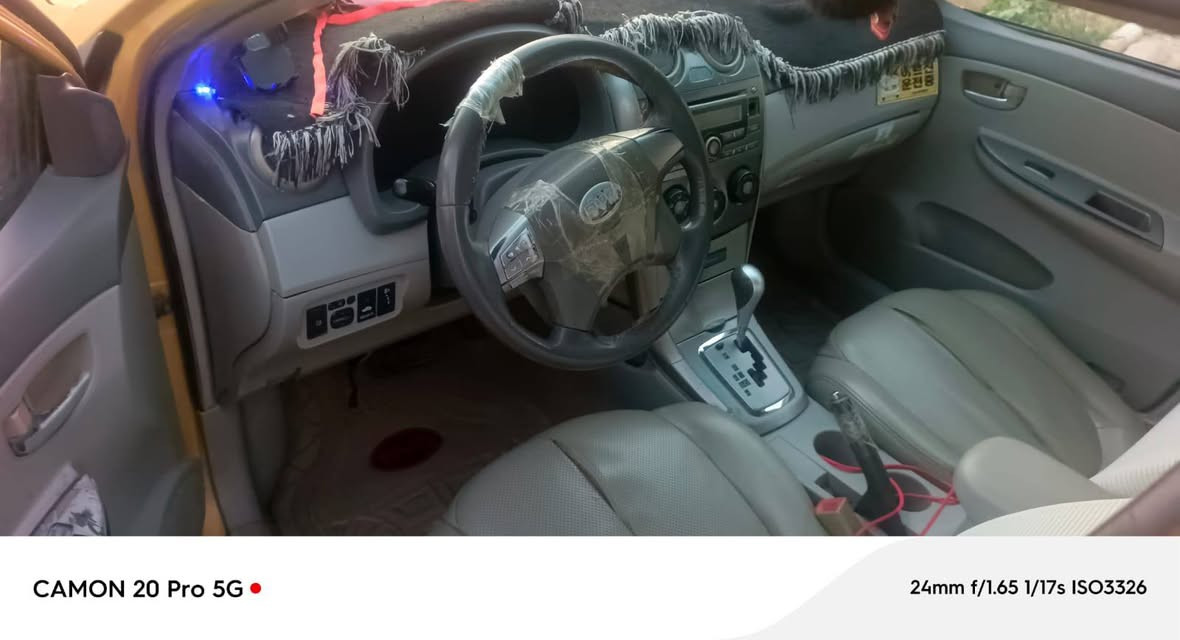 سلام عليكم سياره للبيع  بي وايدي 13جي ثري سياره نضيفه تعال جيك هيئه 0وغرمات 0   سعر41بيها مجال فقد اقل شي 20 العنوان الموصل الايمن للستفسار الانصال عل رقم ***********
