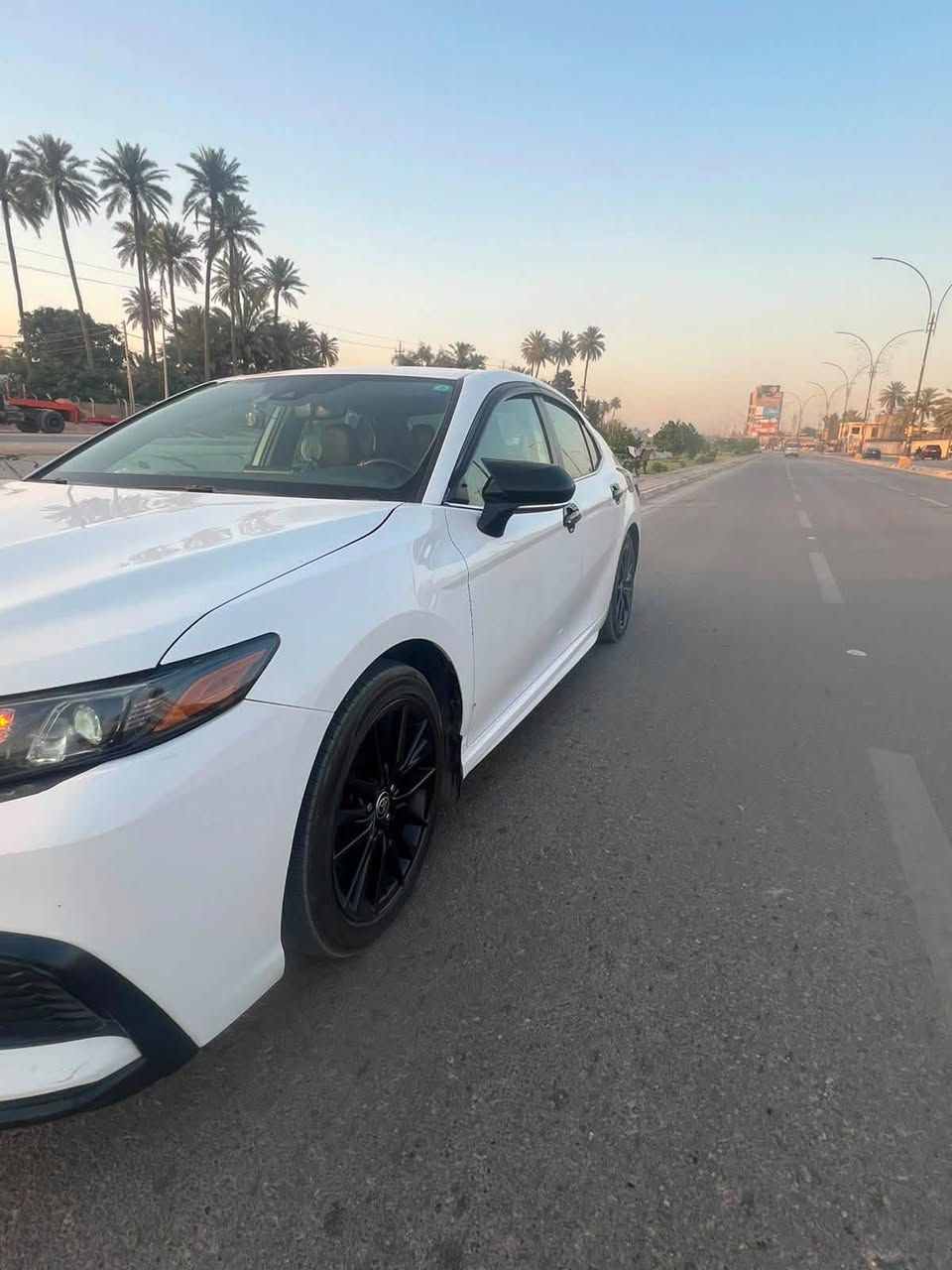 تويوتا كامري
الموديل:2023
اللون : ابيض 
الفئة: se
الممشى: 59000mile
الضرر:صندوق 
مكان السيارة : كربلاء 
باقي التفاصيل عند الاتصال
الهاتف : ***********
