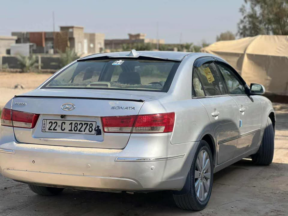 السلام عليكم
سوناتا موديل ٢٠٠٩ خليجي بيها جاملغ والباب
كلير هزه جديده رقم اربيل جديد باسمي تحويل مباشر
مكينه ٢٤٠٠ كير ومكينه خير من الله سياره جاهزه من تخم تاير وصدر وتبريد ثلج ماناقصها شي المكان الانبار عامرية الفلوجة 
السعر 111 وبيها مجال
***********
