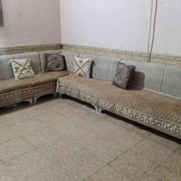 كنب • وبيه مجال