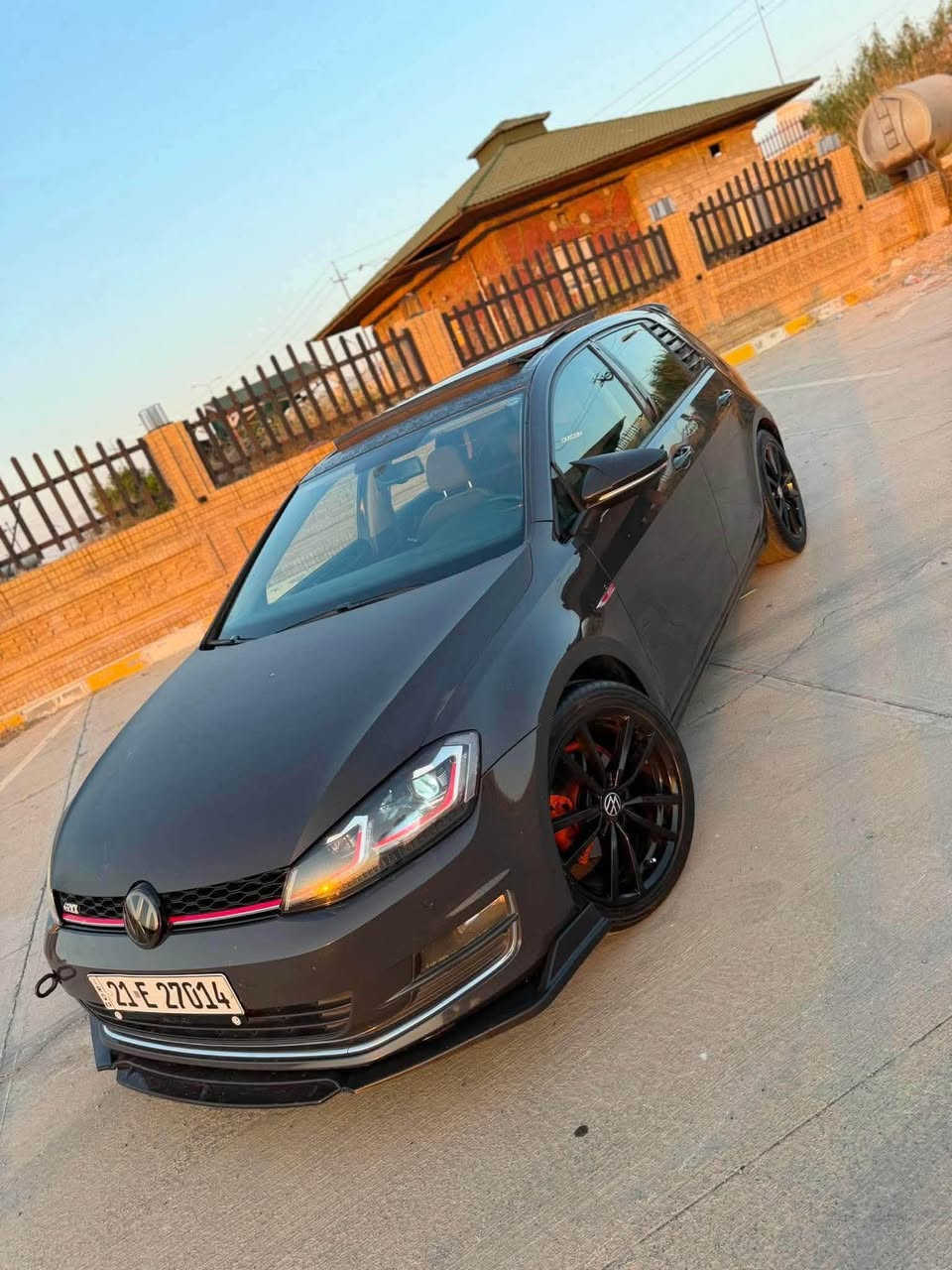 golf 2015 tsi 🚀فول مواصفات
14طوربوو✈️
لونه مميز سمني 🧿
1_بانوراما
2_دوان بايب
3_شوته رياضي
4_صالونصه رياضي 
احله گولفات عراق
ماشيه 216 الف
بي نص بونيد و نص جاملغ سكن و نص جاملغ ورا بدون دواخل
سعر 108

***********
گولف 2015🚀tsi فول مواسفاته 
14 توربويه ✈️
1_بانوراما
2دوان بايب 
3_شوته ي سبورت 
4_سالونصاي سبورت 
نمونه له جواني  
216 هه زار روشتوه
نيو بونيد و نيو جاملغ سه كن و جاملغ دواوه به بي داخل
سعر 108
***********
