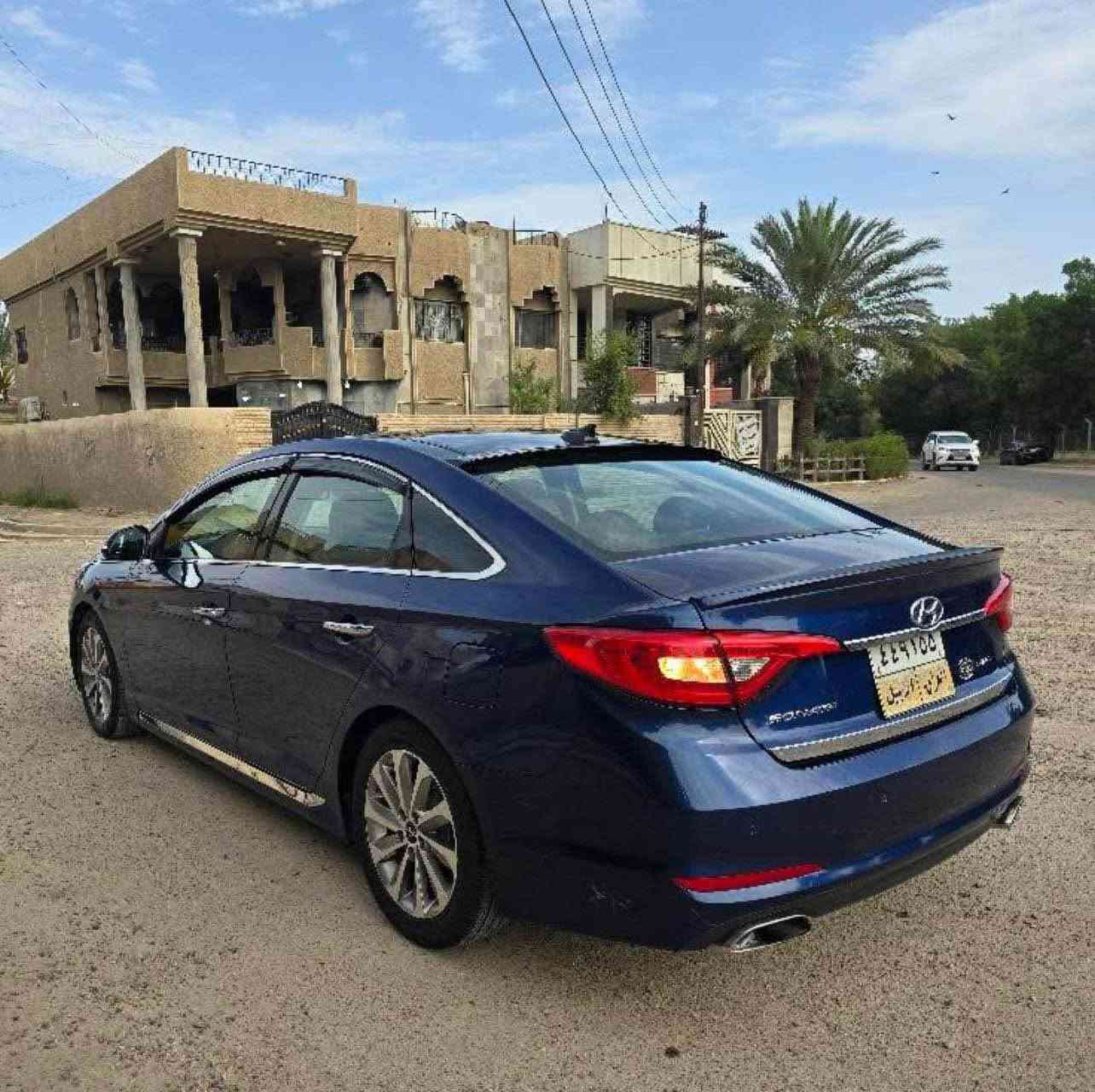 سوناتا 16 كندي فول لمتد 
حادثها سرقة جاملغ امامي
 والدور الجاملغ الخلفي بالعراق 
محرك 2400 جاهزة من كلشي
مكانها نجف سعرها 125

‭***********‬ النجف, العراق
