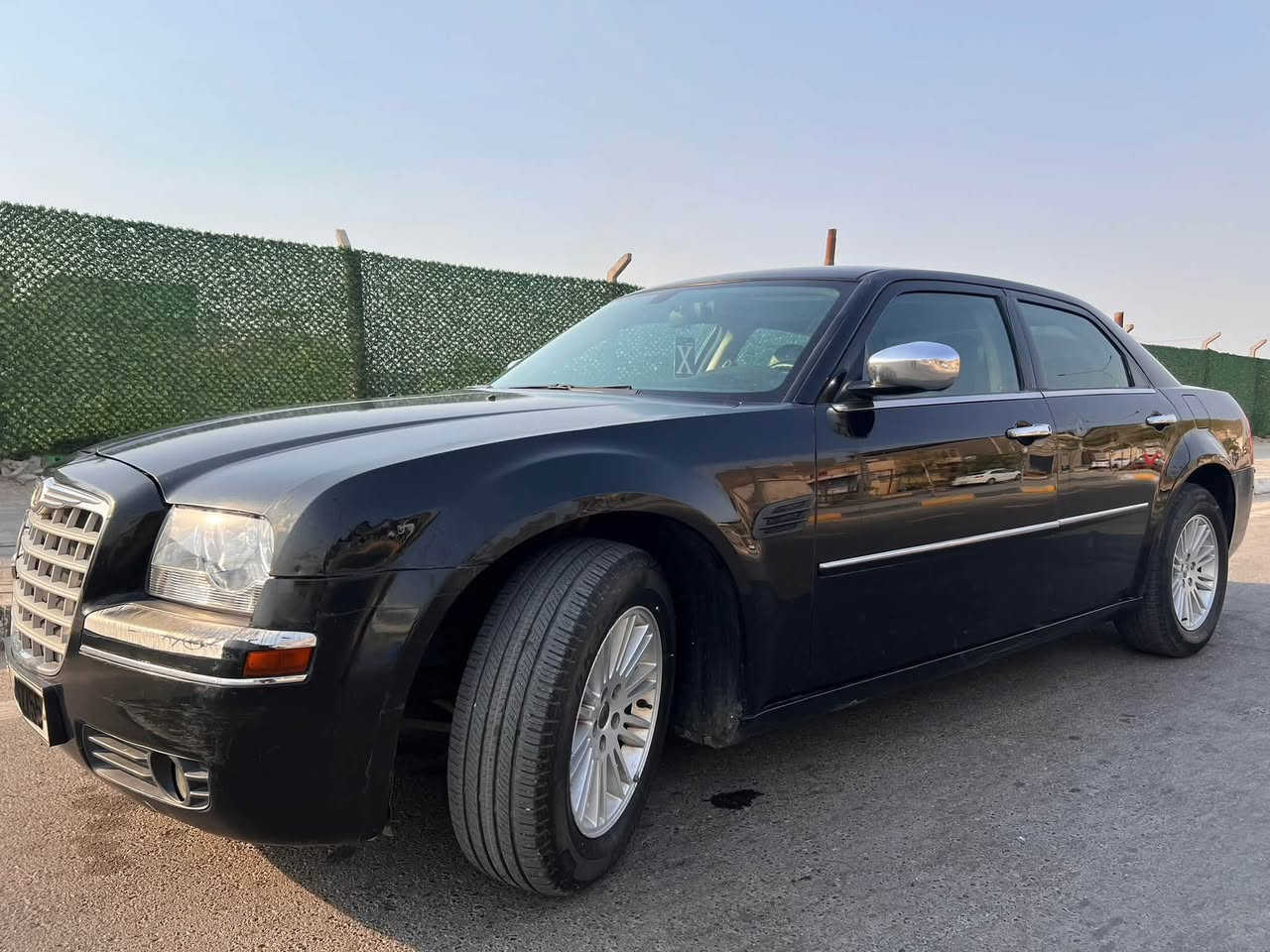 سلام عليكم
كرايسلر (أوباما) 2010
السيارة كفاله وجاهزة من كلشي تبريد حداده كير  محرك 3500بلادي وبشرط ترايك وين مايعجبك سيارة باكيت مال جناي 
سيارة كهربائياته كله شغاله وحساسات وتحكمات كشنات كامرة خلفيه وشاشه تحكم لمس كله جاهزه تخم تايرات جديد سيارة فقط بيه البنيد مرشوش والجاملغ الأيمن تبديل والباقي سيارة كله كفاله  

سيارة باسمي رقمه بغداد مشروع وطني رقم الانكليزي الجديد
السيارة جاهزه ومال جناي السعر115 قابل للتفاوض
مكان سيارة البصرة المشراق
***********
