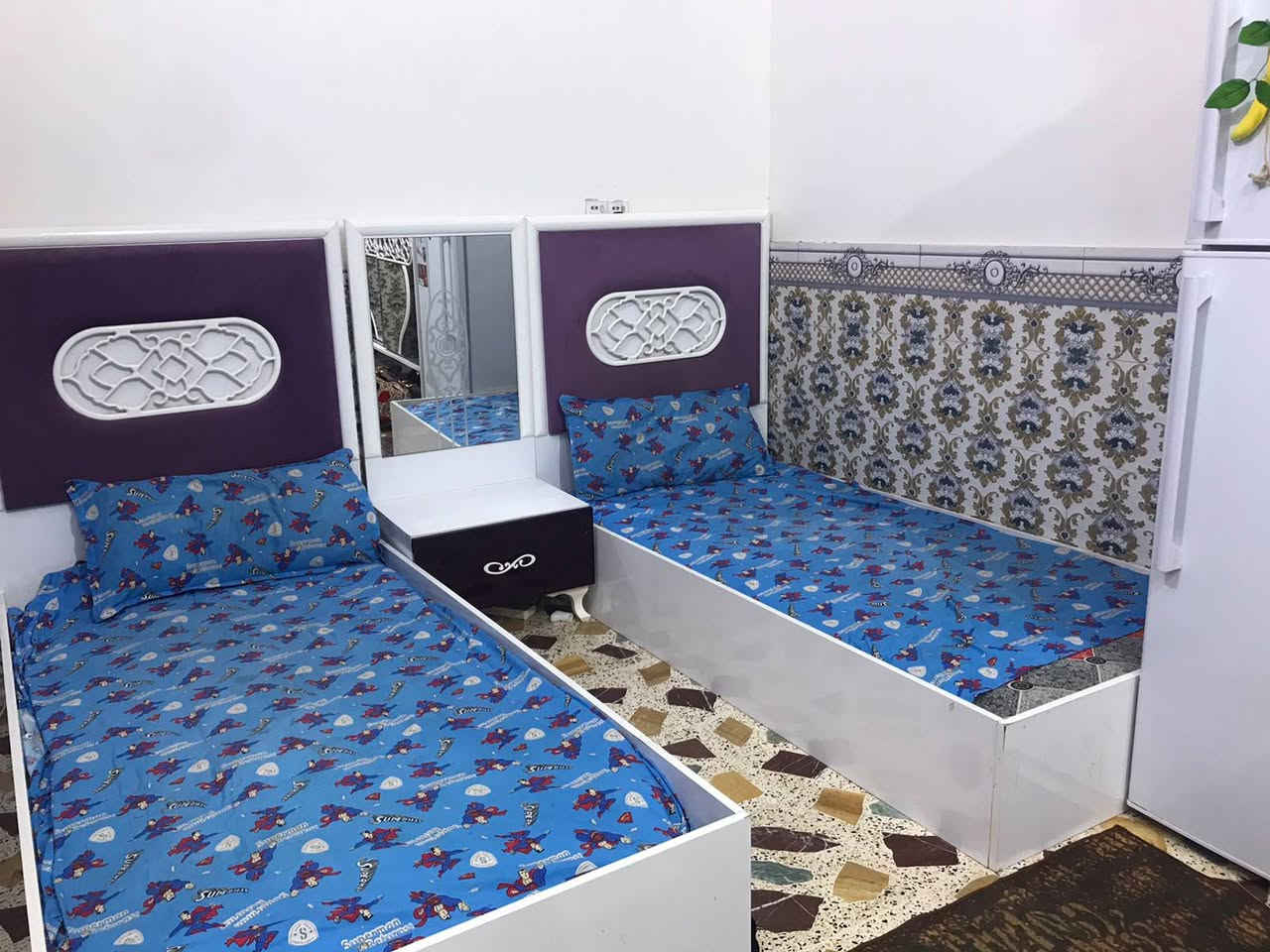 غرفه تركيه 7قطع للبيع نضيفه اي ضرر مابيه السعر450بيه مجال شراي خاص عنوان العماره حي العسكري
