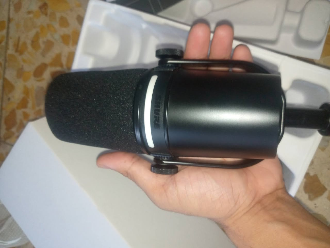 ‼️⭕‼️مايك SHURE Mv7+ PODCAST.   ام سفن بلاس الامريكي لصناع المحتوى والبودكاست  مع كامل ملحقاتة

مايك جديد جدا كسر كارتون الاستعمال شهر واحد سبب البيع السفر ... سعر البيع (٣٩٠) نهايته... مشتري من مركز النبع بغداد  ب٤٧٥ وشهر واحد الاستعمال ونضيف جدا
المكان البصرة 
التواصل هنا على الفيس بوك
او رقم الواتس:***********
