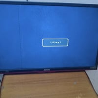 بلازما 32بيهه خط مثل ما موضح وميز طعام يطبك على شكل جنطه وياه 4كراسي ب...