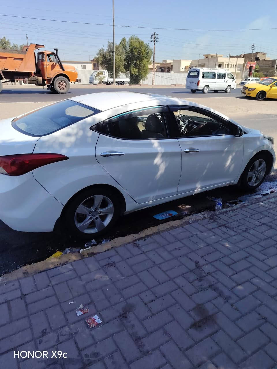 #سلام #عليكم #النترة #مديل( 14) خليجي رقم اربيل سيارة 🚗 مكفوله  فول مواصفات فتحه اشاير بالمري  مكينه 1800  سيارة بسمي تحويل مباشر 
مكاني بغداد 
السونار موجود بالصورة 
/ السعر 110 /  رقم 📱 الهاتف (***********)

نص مكتوب في الصور:
- HONOR X9c