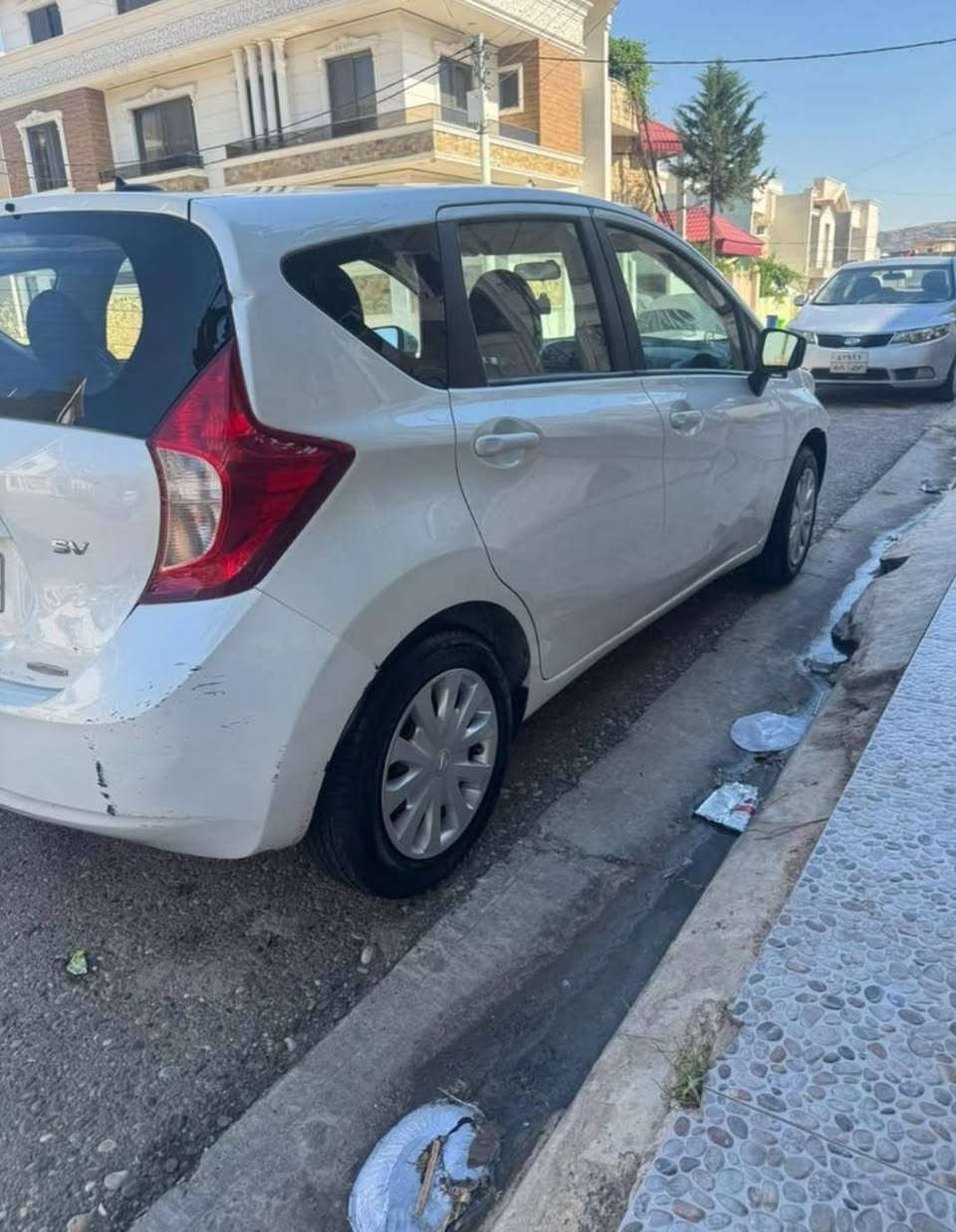Nissan versa 
فيرسا نوت
2016
بدون صبغ 
رقم و سنوية جديد
كير محرك تبريد زين
سعر 87$

*********** دهوك, العراق
