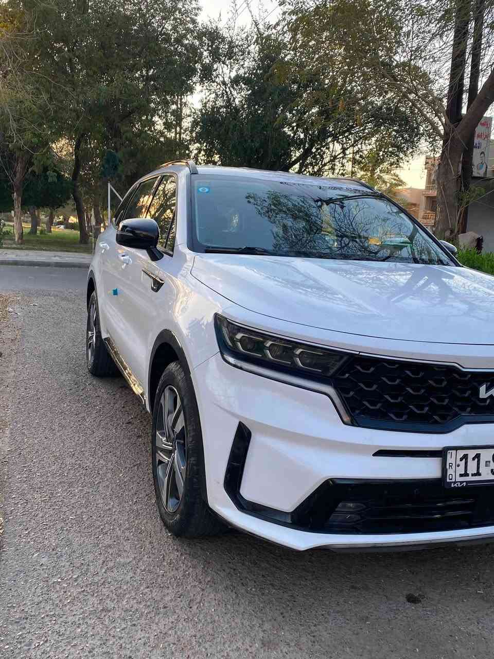 بيع فقط بدون مراوس❤️
سورنتو 2022 وارد امريكي 
محرك 2500 GDi
4 سلندر 7 راكب
ماشيه 35 الف
تبديل بنيد فقط ولجاملغ لايسر بي تكحيل 
 مرقمة بغداد  باسمي
 االحادث من ضمن الصور ولسونار 
المواصفات : 

—————————
تشغيل عن بعد بصمه ابواب وتشغيل كشنات لامامي كهرباء
1- شاشة كبيرة  
2- كامرة خلفيه  دوارة
3- ويل كب حجم 19
4-  جديدة على وضع الشركة
5- دواخل برستيج مخمل
6- تحكم ستيرن جهتين 
7- تبريد علئ وضع الشركة 
8-حساسات اطارات 
9- المازداد فول زينون ( بلاديه )
10 - كشاف زينون 
11- محرك 2500 GDI 
12 - محرك 4 سلندر   
13 - عدد نمر الكير 8 نمر
14- نظام اطفاء ذاتي
15- قياده ذاتيه
16- كاتلوك + سبير + جك بلاديات
17- مانع انزلاق ABS 
18- رادار امامي مانع اصدام
 -
20- إشارات بالمرأتين 
21-  كشنات لامامي تدفئه
22- ٧ راكب بلاد
23- اربع انظمة قيادة ( اعتيادي-رياضي-اقتصادي  )
24- 6مداخل USB
25- مدخل USB data 
السعر : 205 وبيه مجال 
مكاني  بغداد الشالجية
***********

