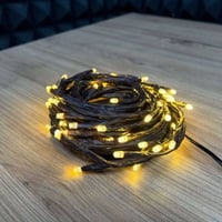 نشرة جدارية • وصلة USB • إضاءة مريحة