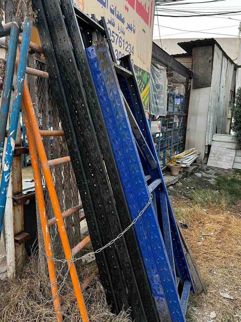 رفوف حديد للبيع ثقيل عدد4 نضيفات حيل رايد الواحد 100 الف العنوان ادوره البعيثه التصال *********** بي واتساب
