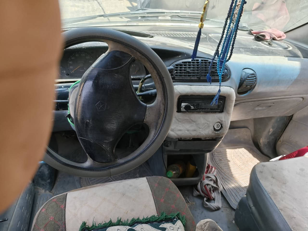 السلام عليكم
دوج كرنفال مديل ٩٧محدث ٢٠٠٠ گير ومكينه كامري السياره نقصها تبريد ولگاط خياسات   سنويه لل ٣٠
المكان سماوه 
السعر ٣٥وبيها مجال قابله للمراوس  
***********
