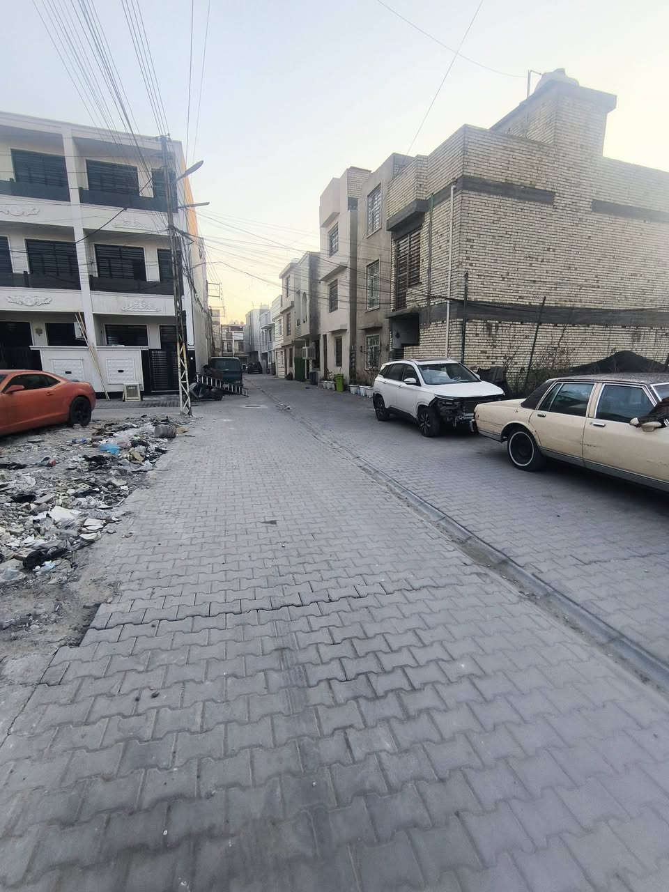 سلام عليكم من رخصت صاحب الكروب
عندي قطعه البيع في حي تونس الزراعي 
200 متر ركن على شارعين عراض واجه 12ونص ونزال 16
كامله المنطقه من مي وكهرباء اسلاك ومجاري وشارع مقرنص وعرض شارع 9متر تريده كامله او جزء منه ماكو مشكله شراي او لاستفسار اكثر اتصل او مراسله وتساب 
***********
***********

