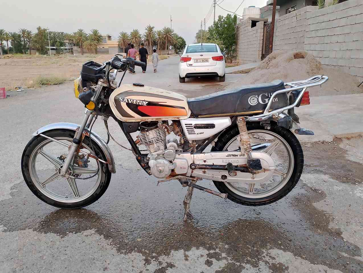 دراجه سيفان موديل 2019 محرك بلادي فول نضافه ونشاط( تشغيل نكره سلف وهندر وكهربايات شغاله كامله)( أوراق اصوليه كرتونيه كامله) السعر( 320)وبيها مجال حك الجيه لاتصال *********** خاص ما جاوب الشراي يتصل السكن ديالى (ناحيه كنعان)
