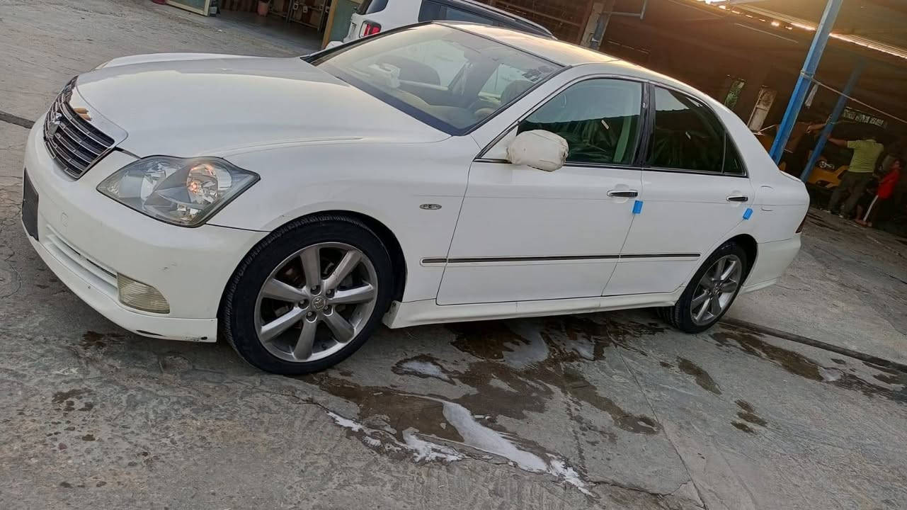 شاهينه كصه جنطه اثلث
3دكم شاصي 182
جاهزه مكينه كير تبريد
حداديه 60بلميه
تخم تاير جديد ويل دنكه
السعر36
مكان شطره 
***********
