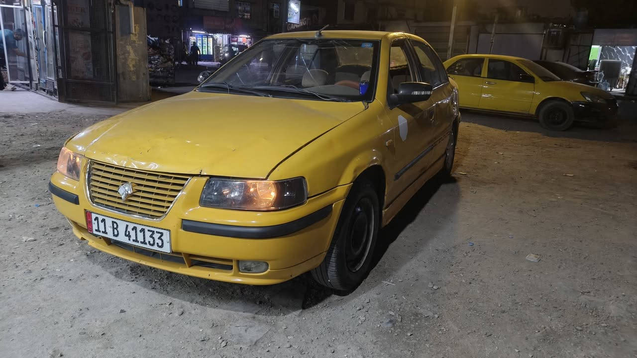سلام عليكم سمند موديل ٢٠١١مكينه وكير  كفاله لا تبخير ولا تنقيص تبريد مزروفه صونده بسس يعني غاز وصونده سيارهه يرادلهه سمكره وصدر داخل نضيف ومرتب شوفت عينكم رقم بغداد  جديد ومصفره سياره من كلشي ٢٤وبيهه مجال رقم ***********
