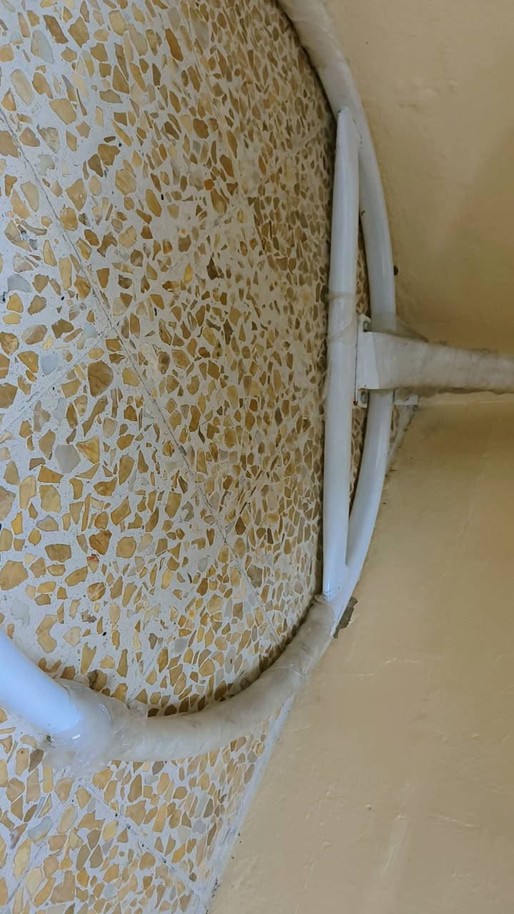 جديدة شرط ما بيها عيب
سبب البيع مكان ما عندي
100 قفل
اخذتها ب125
مكانها الايمن جديدة
***********
***********
اتصال
