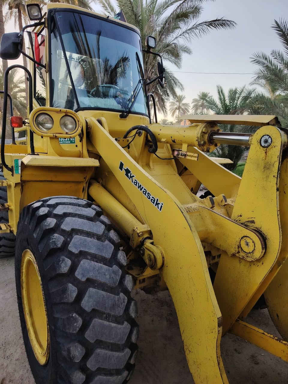 للبيع شفل كاوسكي حجم 65 موديل 2001اصل رقم بغداد بسمي العنوان كربلاء للاتصال *********** /***********
