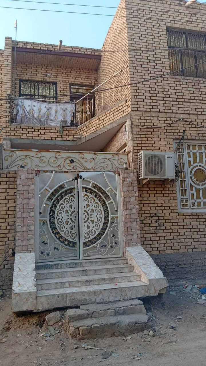 فدوه للمايشتري لا يراسل البيع بيت مساحة 120 متر طابو صرف....طابقين مكون من 3غرف .... الطابق الاول استقبال وصاله كبيره وغرفه ومطبخ وحمامات خارجيه والطابق الثاني غرفتين وصاله البيت بناءه مرتب ونظيف بناء 2020
اللبيع المكان/ شارع 30 يبعد عن الشارع العام 500 متر
البيع بيت مساحة 120 متر طابو صرف....طابقين مكون من 3غرف .... الطابق الاول استقبال وصاله كبيره وغرفه ومطبخ وحمامات خارجيه والطابق الثاني غرفتين وصاله البيت بناءه مرتب ونظيف بناء 2020 بسعر مناسب مستعجلين عليه
سعر البيت 120 وبي مجال للشراي 

للاستفسار الاتصال على الرقم ***********
