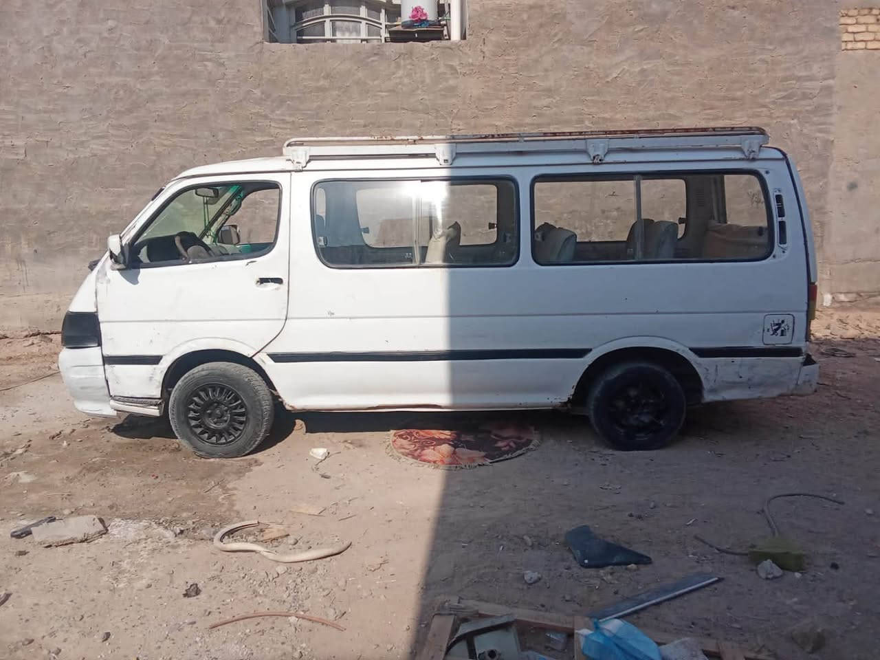 سلام عليكم جنبي باو موديل ٢٠٠٩سياره جاهزه موصليه رقم احمر كوم حديد سعر ١٥وبيها مجال مو شراي لا يتعبني واتساب ***********
