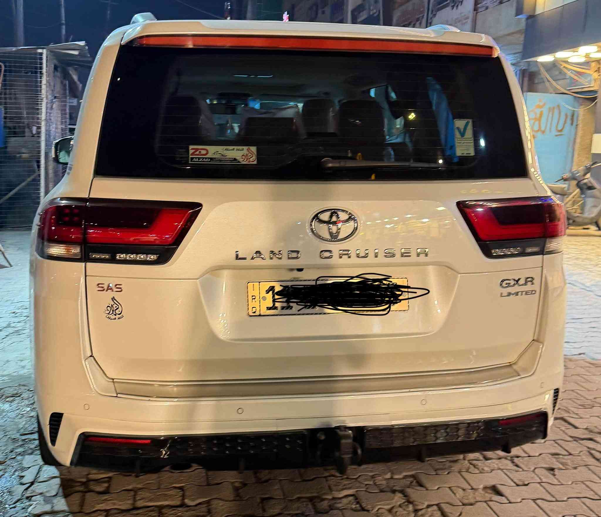 لاندكروز • ٢٠٢٢ • مكفولة