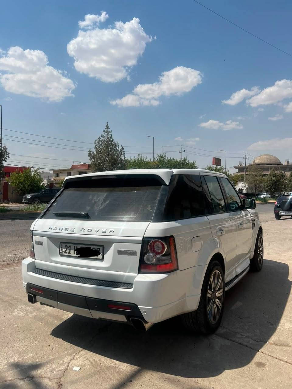 *********** كركوك حرية 140$
رانج روڤر موديل 2013 اوتوبايكراف 
خليجي فول فول 1/1 
شركة سردار محرك سوبر 
ماشي 191 km 
 كلين تايتل بدون صبغ 
حداديه كلها بشرط
 سعر 140 $ بيها مجال قليل
سنوية و رقم جديد 
كركوك / حرية 
***********
شراي اتصل بالرقم ما اجاوب تعليقات والرسايل مكلف بالنشر اتصل بالرقم
