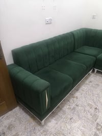 ديوان • ٧مقاعد • بغداد غزالية