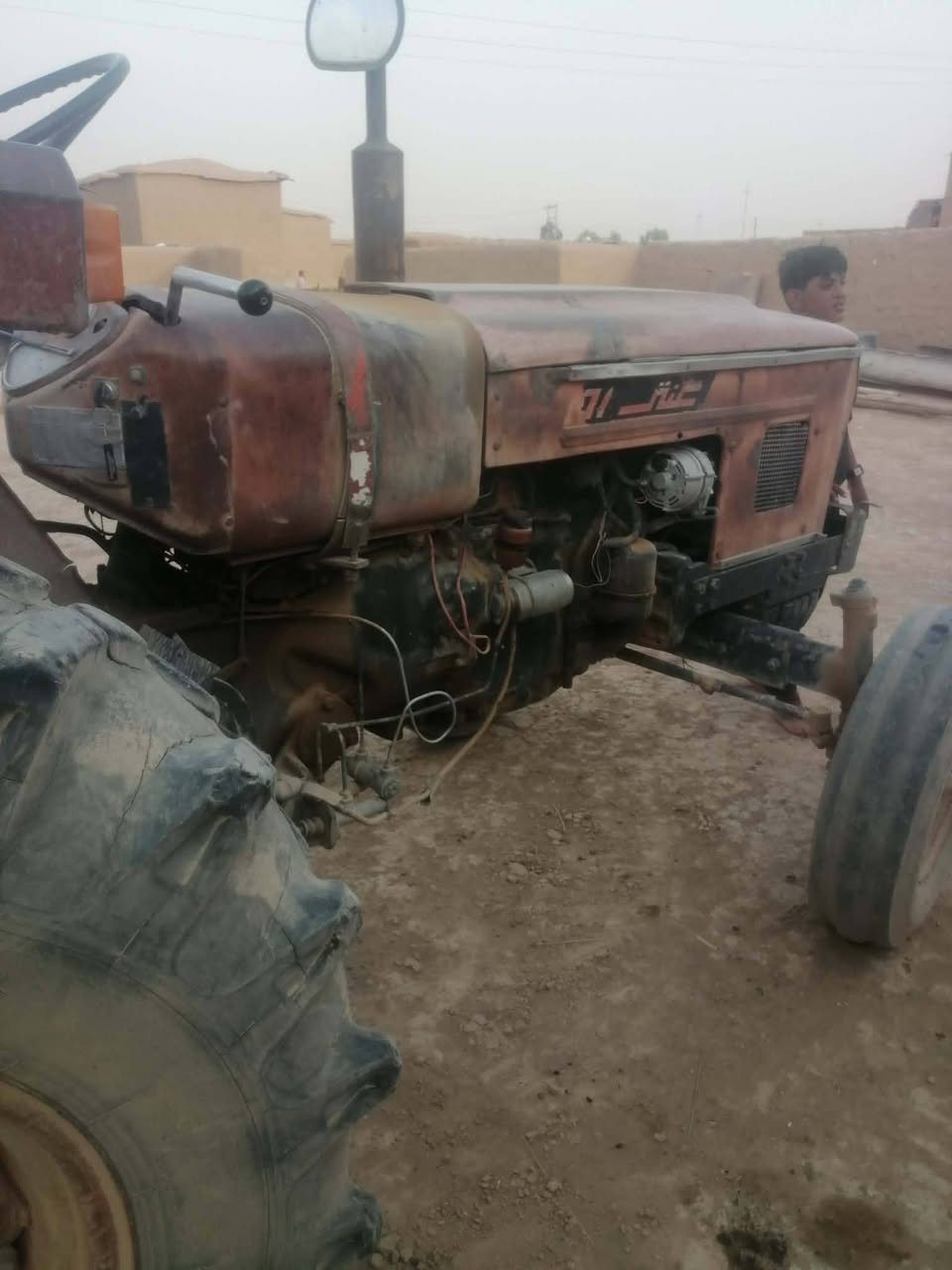 سلام عليكم تركتر عنتر موديل87 ستيرن بور    محرك شرط رقم نينوى تريد وكله تريد تحويل *********** السعر نتصل علا رقم
