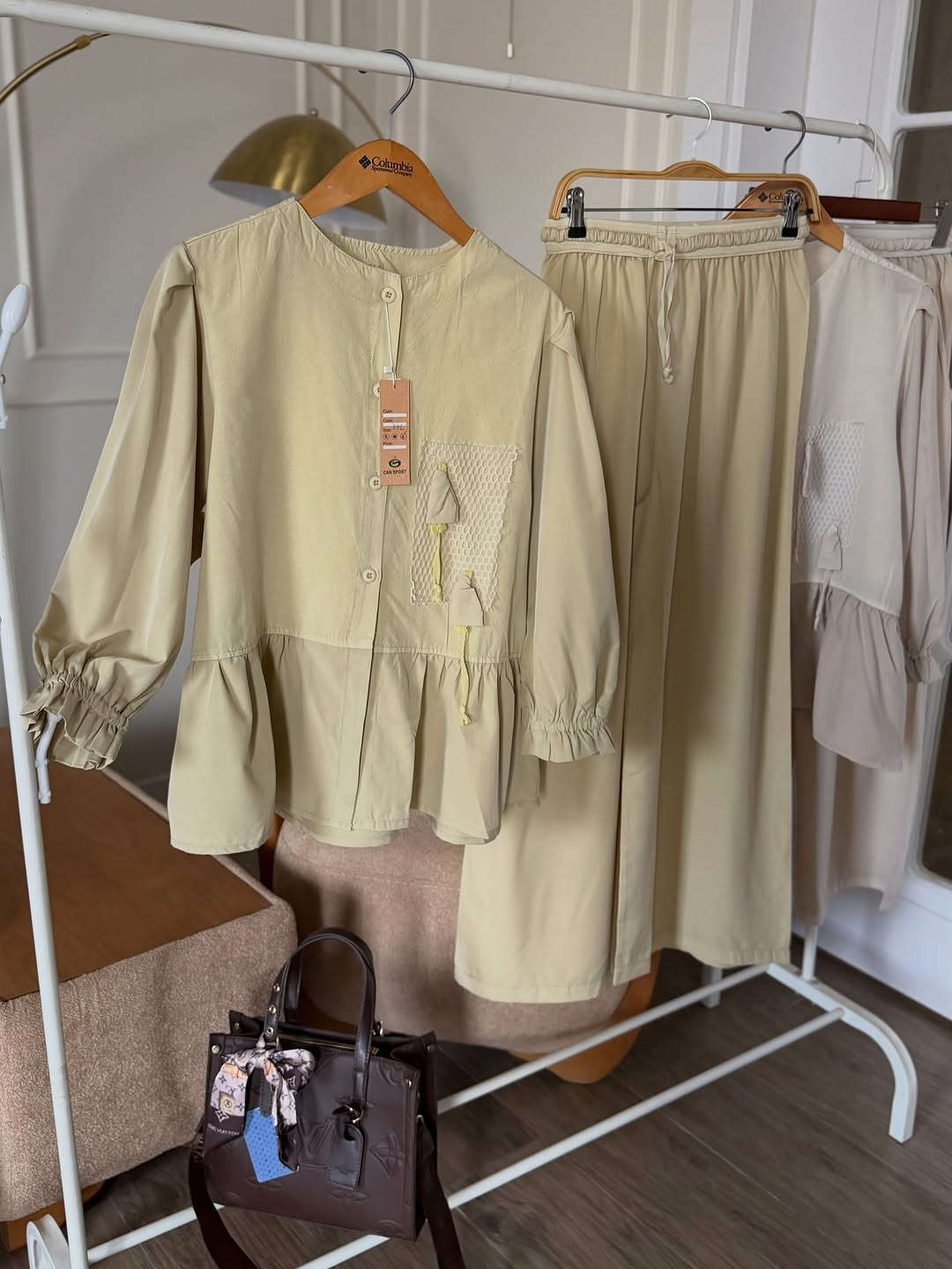 New collection ✨🍁🍁🍂

سوت لطيف جدا خامة وألوان وتصميم 

متوفر ب3 ألوان 

الحقائب متوفرة ايضا 

يوجد توصيل سريع إلى كافة أنحاء 🇮🇶 العراق

#set #explorepage #trend #style #outfits

