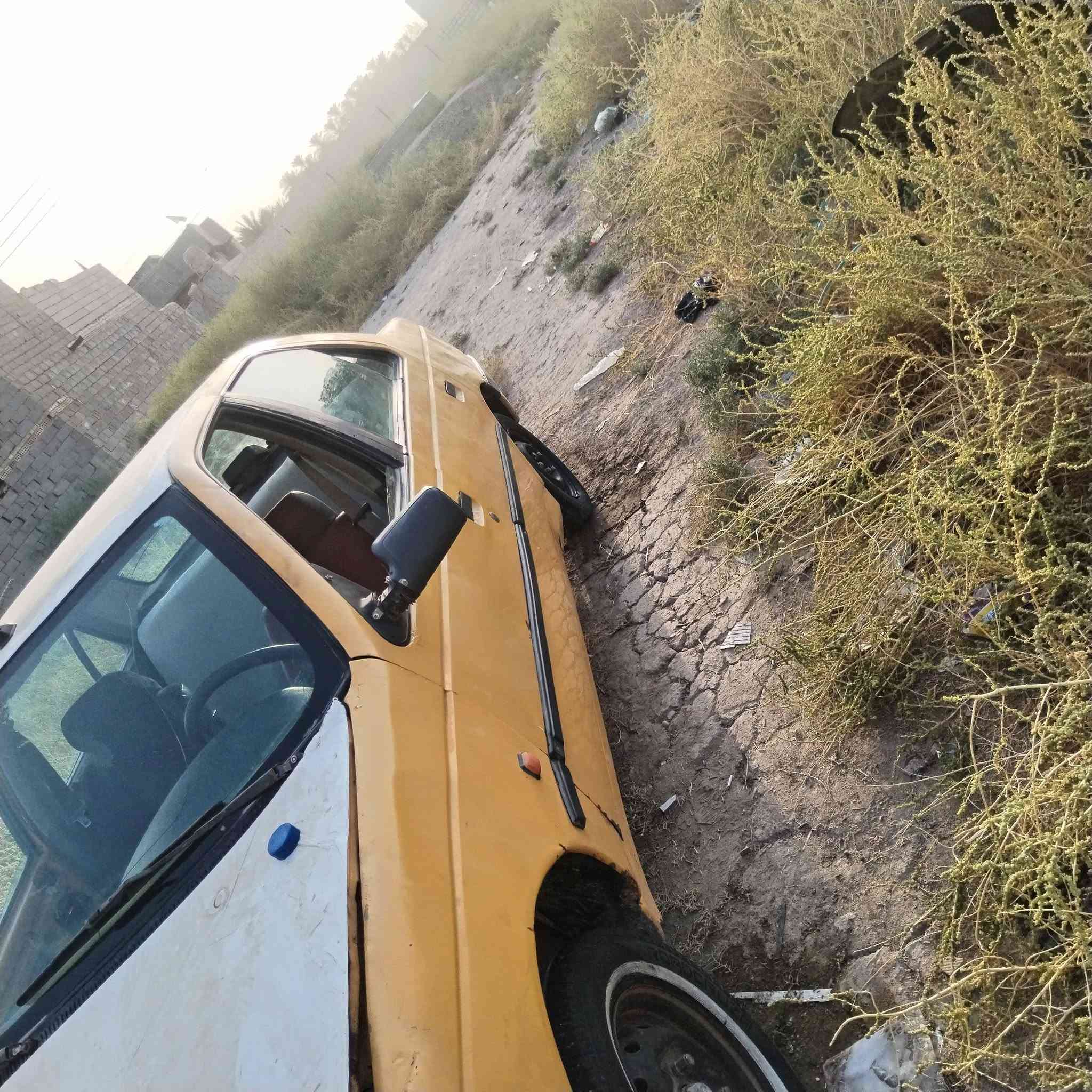 سلام عليكم بيجو البيع محرك جديد الكير ل٢ بي يفلت نقصها دبه مال باور سياره خير من الله بـ7ورقات وبيه مجال ***********
