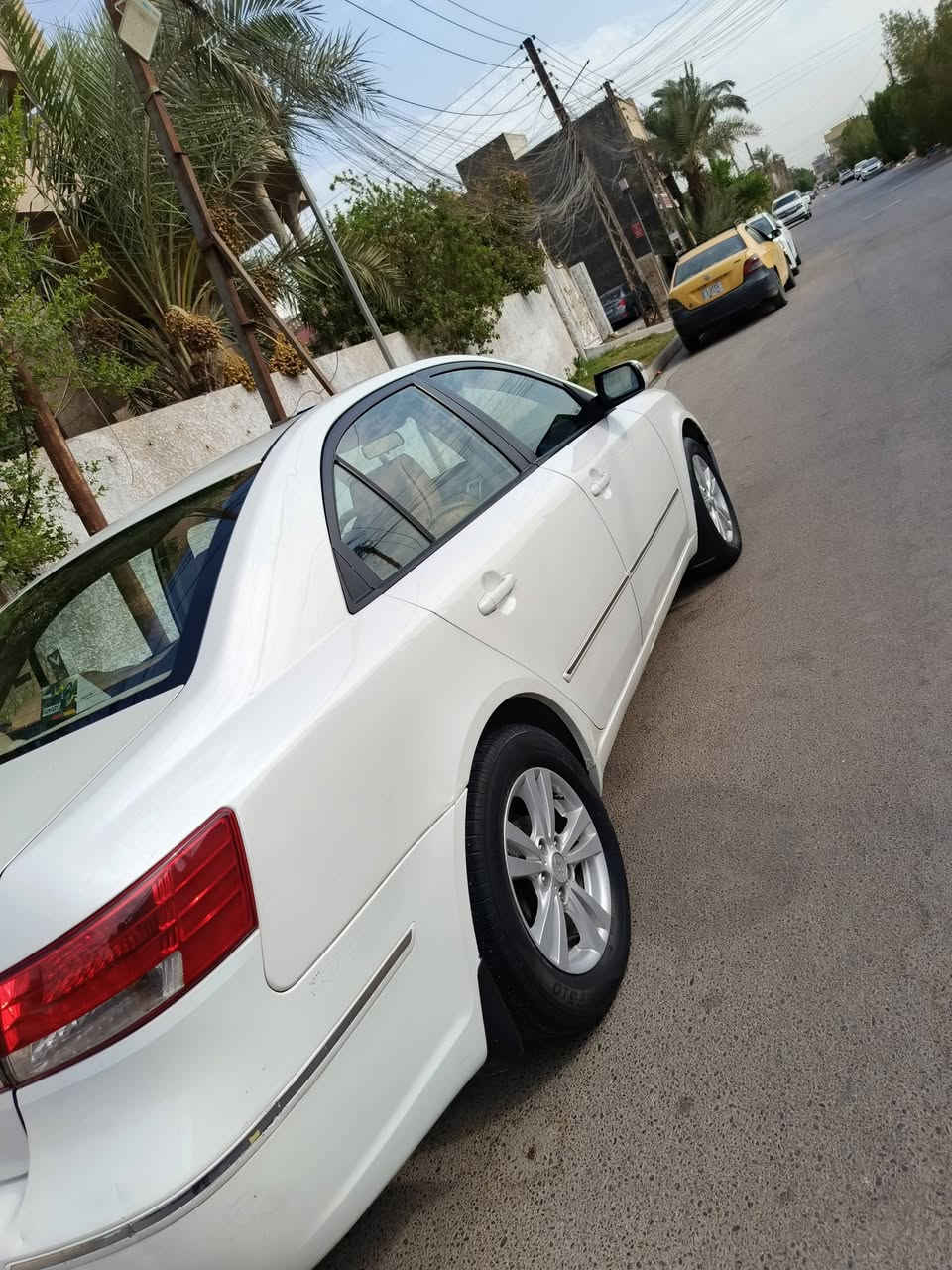 سوناته 2011محرك2400 وارد خليجي سنويه لل2028 رقم بغداد جديد محرك وكير كفاله دهن جديد ماء راديتر احمر تخم تاير باتري جديد صدر خلفي امامي جديد سنتر لك +ااشاير كهربائيات كامله فتحه سقف تبريد ثلج تدفئه نار النضافه قليل بنضافتها وبسعرها والسونار مرفق شوفه عنوانها الغزاليه السعر 122 مجال قليل كلش ***********
