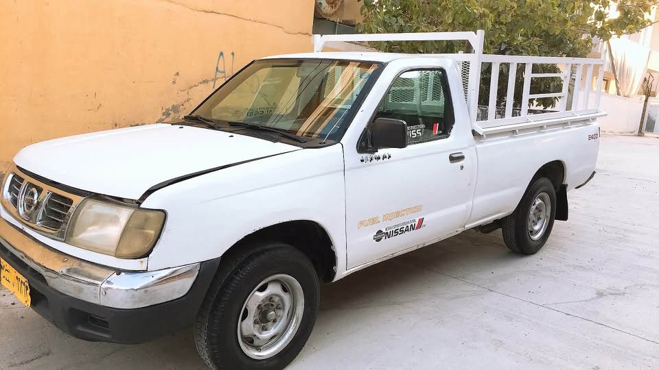 NISSAN 2002
تەبرید و پاوەر
نرخی ٦٨ وەرەقە و معامەلە
ئاڕمی سلێمانی
شوێن/سلێمانی
ژ.م/***********
