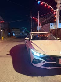النتراء. لبيع سياره جاهزه من كلشي  سعر 131 بيه مجال.  رقم 07778007180