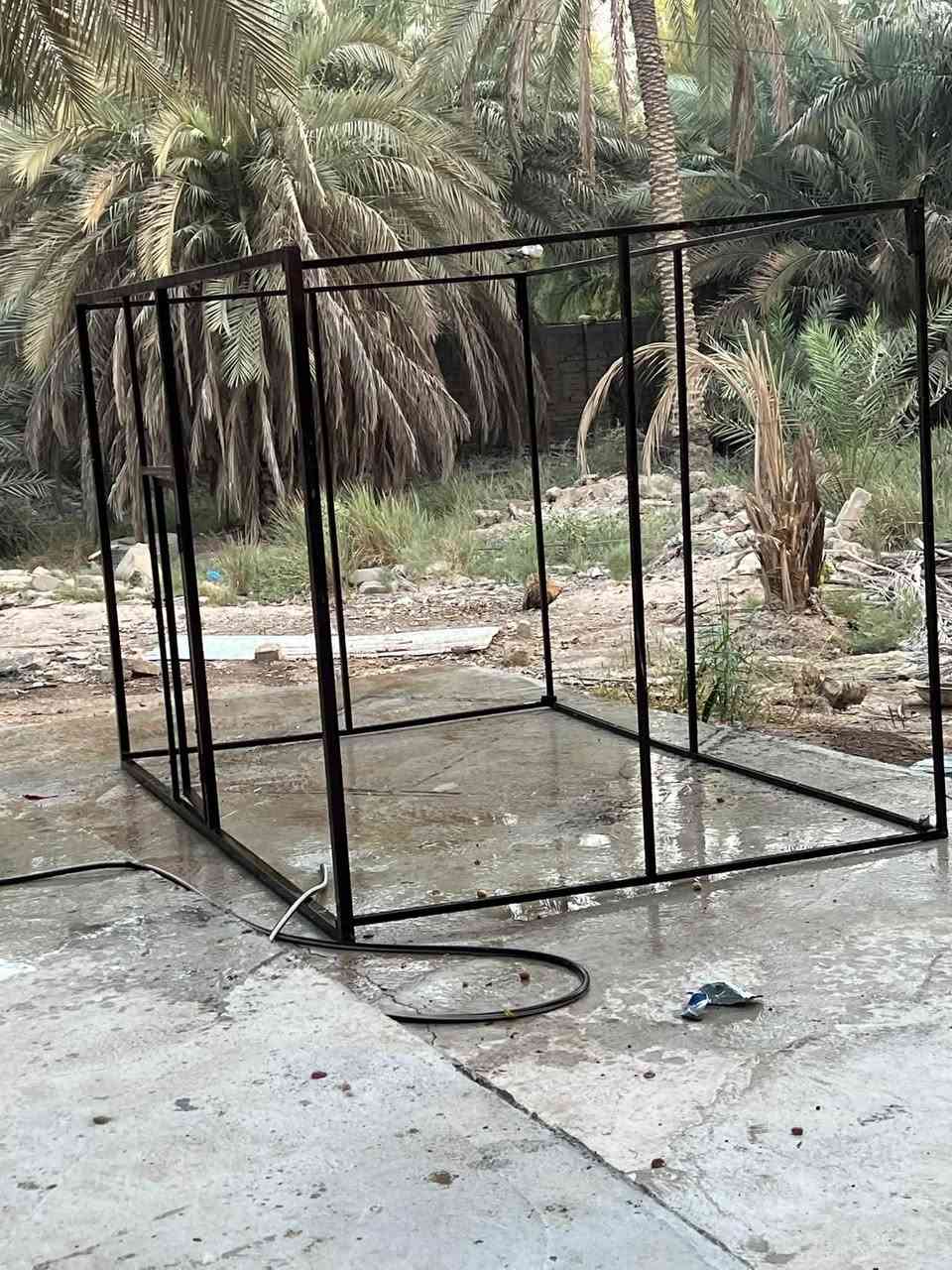 السلام علكيم قفص للبيع سعره150 وبي مجال حديد ارتفاع 2وعرضً2x2وطولً3x3الكلي 10متر
مكاني بابل دبله ‭***********‬
