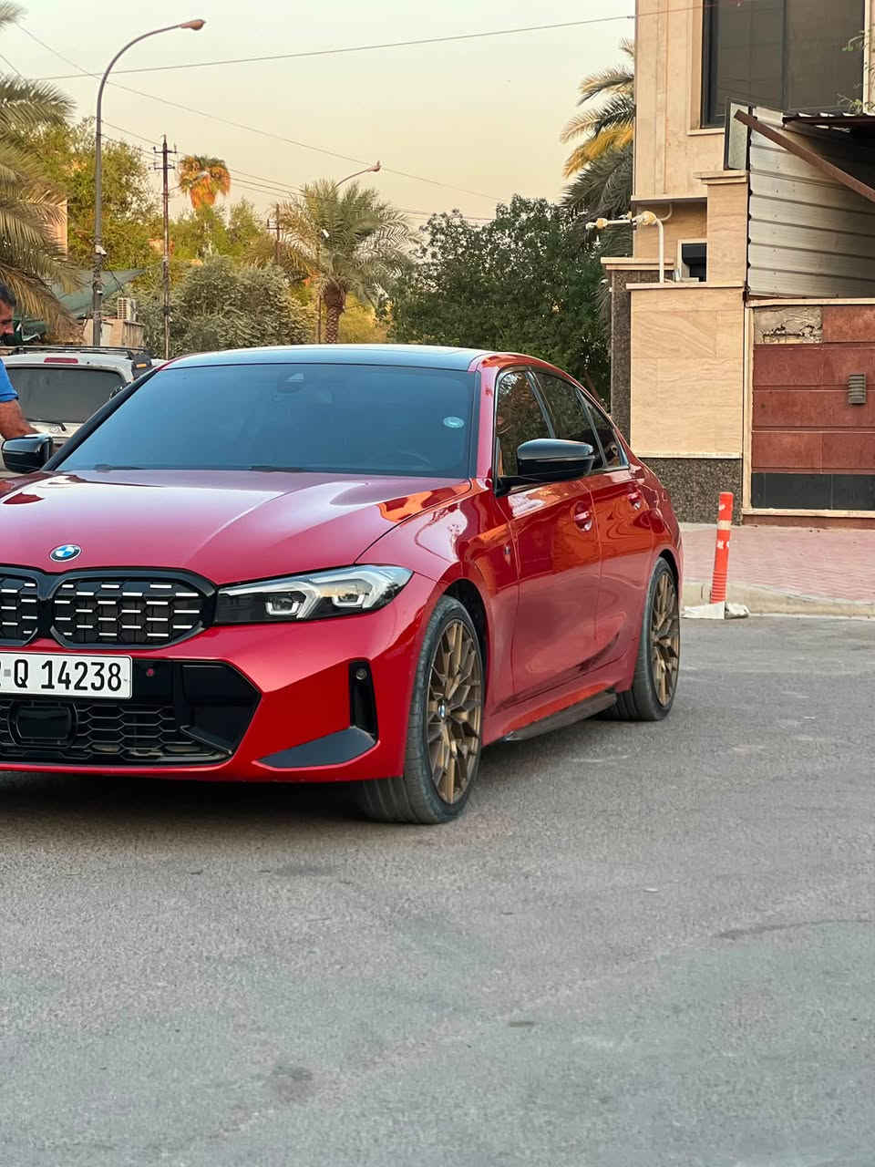 السلام عليكم
للبيع bmw 330i 2023
محدثه 340M
ماشيه 51،000 km
بيها باج تضليل 80‎%‎
عليها ppf ضمان 10 سنوات 
السياره فول الفول 
وحادثه جداً بسيططط مرفقه صور الحادثه
بدون ايرباك السياره 
مكاني بغداد - الاعظميه 
للتواصل👇🏻👇🏻👇🏻👇🏻
***********
