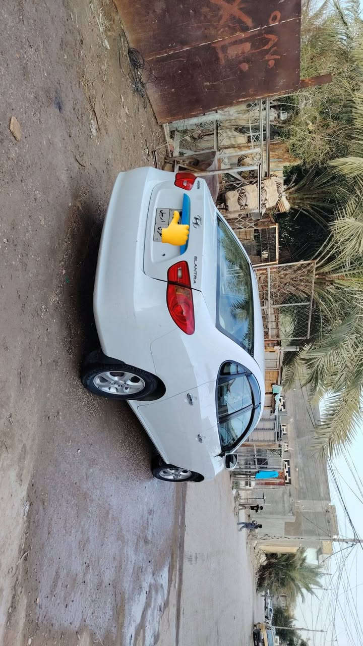 السلام عليكم النترا موديل 2010  مكفوله من الصبغ والضربه بيها فقط باردات قليل السعر خاص 
***********
