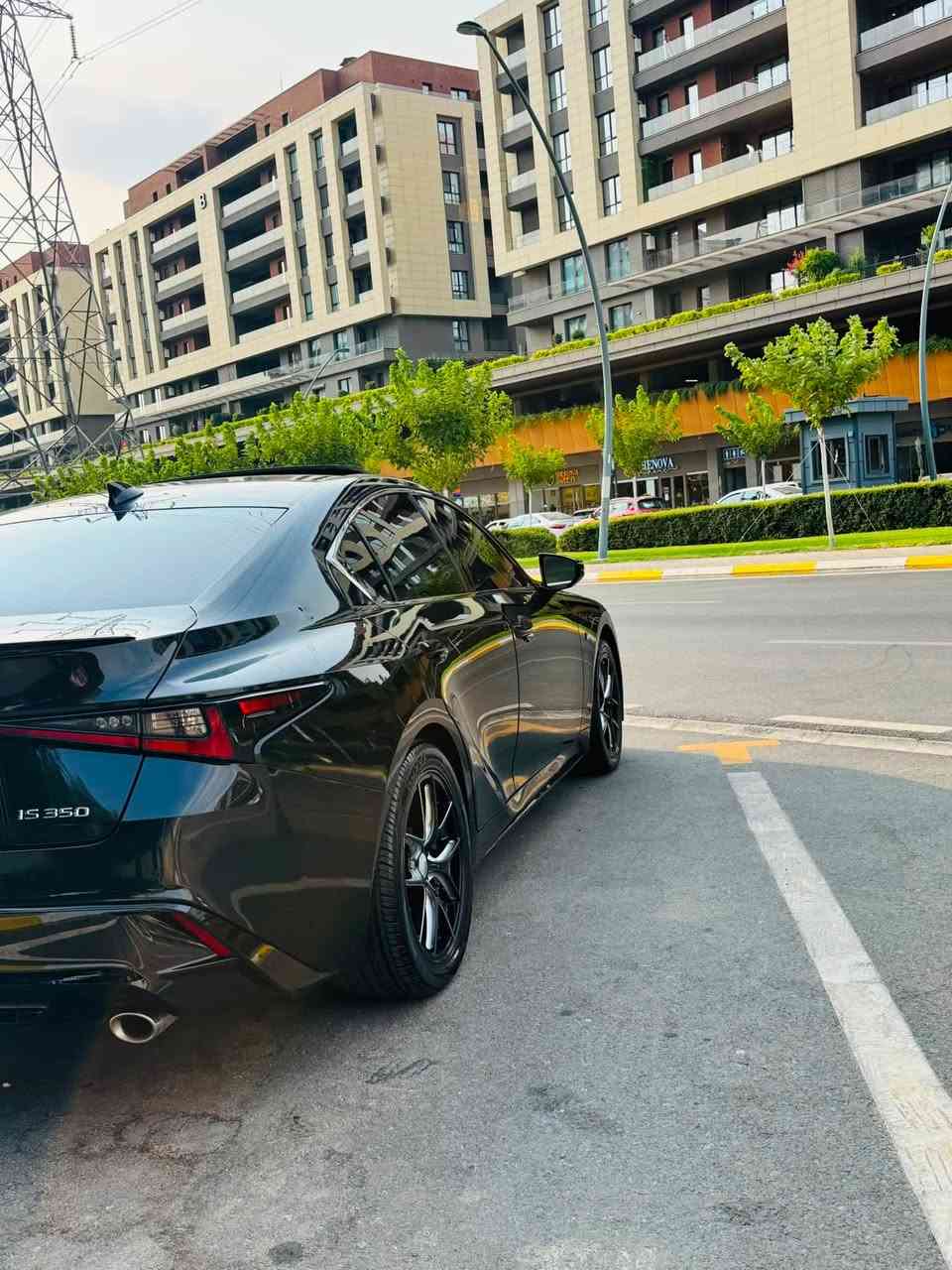لكزس is 350 f sport 2024
مواصفات فول بس داخل مو احمر 
شاشة كبير عداد إلكتروني 
كراسي خزن تدفئة تبريد 
لايتات بلادي ٣ عدسات 
سيارة ٦ سلندر 
ماشية فقط ٥٠ الف كيلو 
ضرر السيارة باب جاملخ 
ايرباك فقط بردة طاكة 
ماعدا الحادث بيها كلير امريكا 
مجموع الصبغ وية الحادث ٦ قطع
السيارة تترقم شمالي 
السعر ٢١٠   ***********
