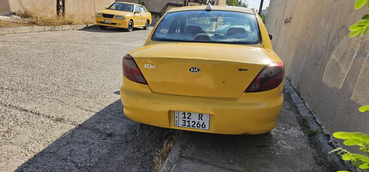 السلام عليكم 
للبيع. كيا ريو.  ٢٠٠١
كير تحويل شرط محرك بي رخاوه 
اوتوماتيك تبريد  كير محرك مازدا 
سنوية ٢٠٣٠ بأسمي  كوبون بانزين موجود 
موصل حي الوحده 
السعر المطلوب ٤٠
التفاصيل على 
***********
***********
