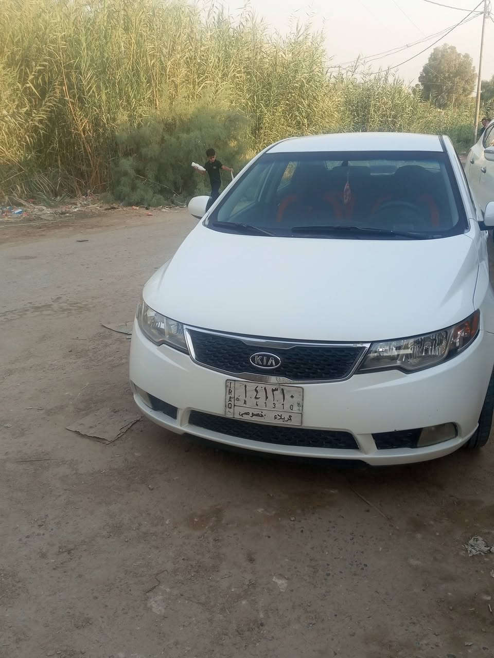 سيراتو 12 خليجيه  
محرك كير تبريد مكفولات 
صبغ حزام 
ضرر جاملغ امامي فقط 
السعر 80
الحله
***********
