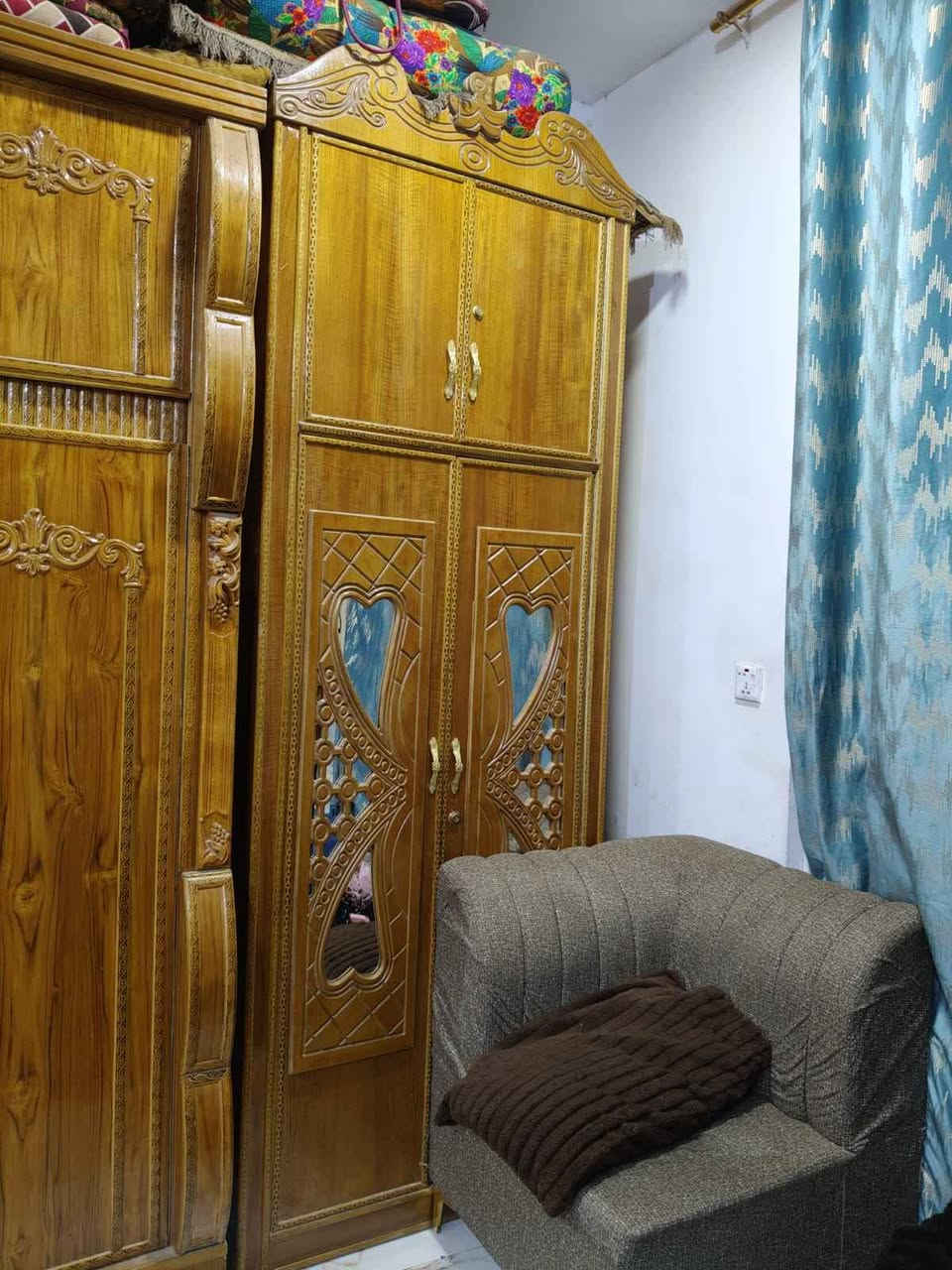 غرفه نوم صاج عراقي مستعمله قليل نظيفه كامله السعر 1300 وبيه ومجال العنوان كربلاء *********** عين التمور, كربلاء
