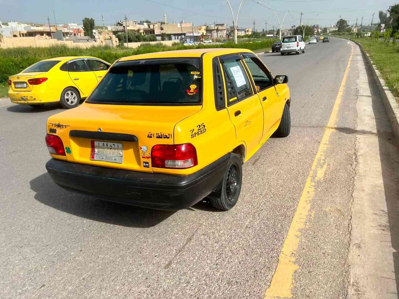 ‏ سلام عليكم عندي هاي سيات موديل 91 سيارة باسمي كربون بنزين بشرط سيارة كير محرك قصه عليها للبيع السعر  35 السيارة باسمي السنوية عظم رقم دولي كربون بنزين شرطة التحويل والوكالة
‏عندي هاي سايبة للبيع طالب عليها عليها هيئة 350  سعرها 27 ورقة بيها مجال شرط التحويل تأخذ هيئة صفرة كير محرك قصة ما أبيها قطرة ضرر 
***********

