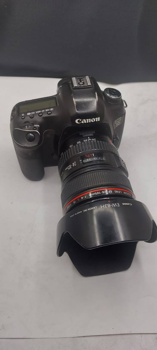 كانون 5D Mark III • عدسة 24-120 • الامين الثانية