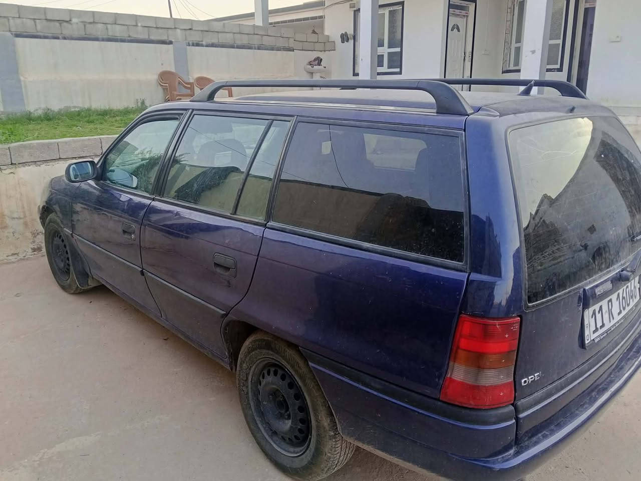 سيارة استره موديل 95 گير توماتيك محرك 20 بدون ضرر تبريد  دوسات دوائر بدون تصليح تطويز السقفية رقم بغداد مشروع وطني الشرعي بالموصل حي عدن سنوية لل 31  وهزه جديدة قبل شهرين 
السعر 57 وبيها مجال بسيط 

***********.. ملاحظه مكلف بنشر
