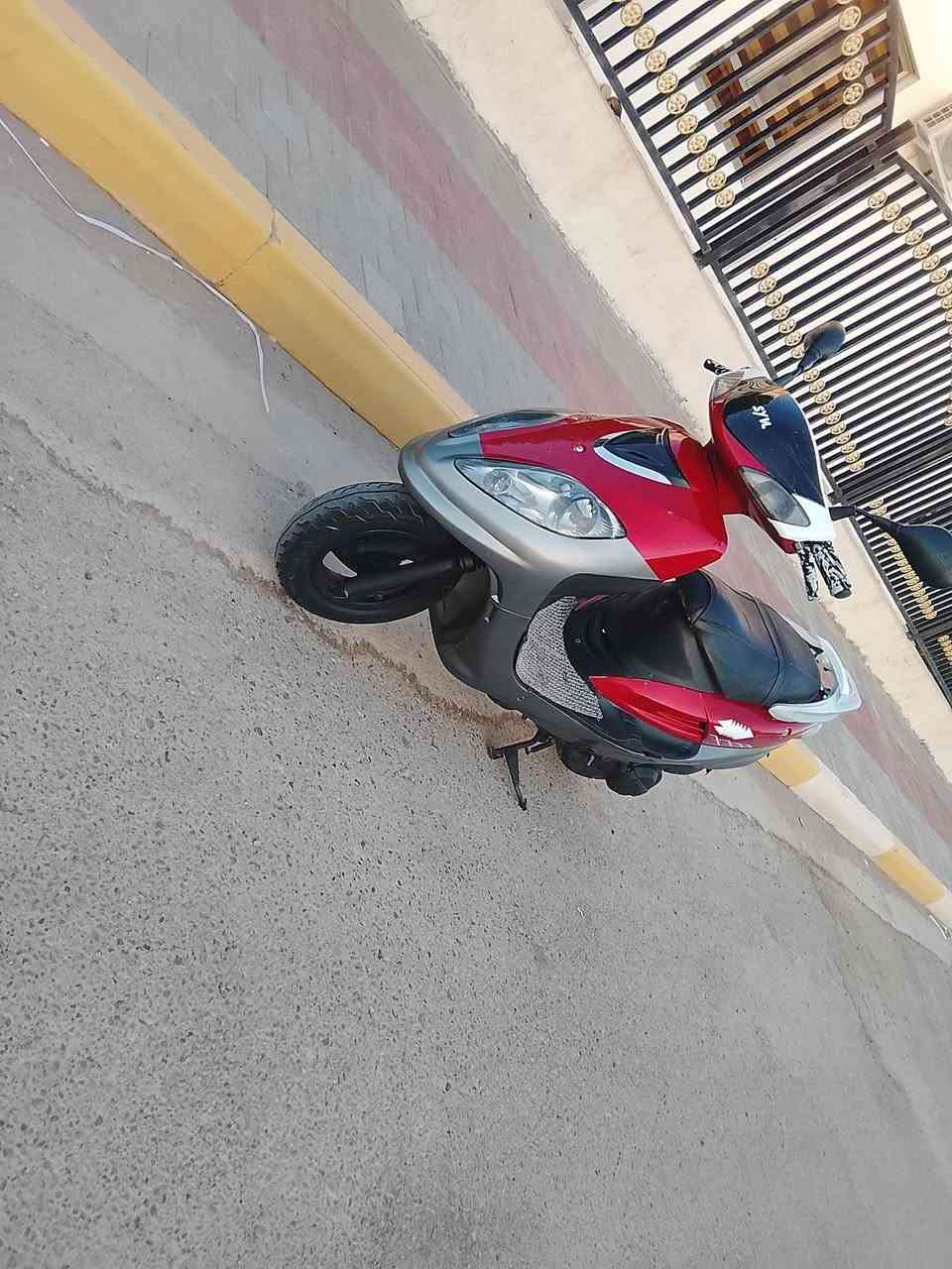 سلام عليكم موطور سايم رص ابو عيون السعر 450 الستفتار رقم ***********
