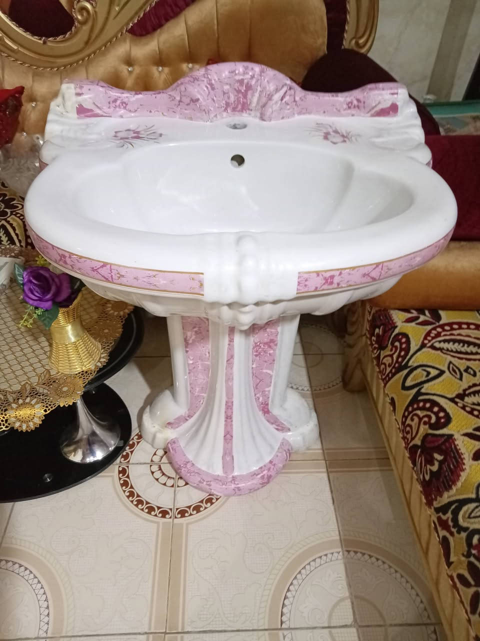 مغسله للبيع لاتصال واتساب ***********
