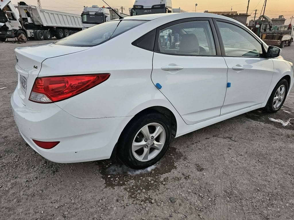 مكلف بالنشر 
اكسنت خليجي كفاله عامه 
جديده جدا استخدام شخصي من الدوام للبيت 
كفاله من الصبغ والفتح والتبديل والضربه 
محرك ١٦٠٠ 
رقم ذي قار 
مكانها قضاء الشطره 
السعر ٨٩  بيه مجال 
*********** الشطره, ذي قار
